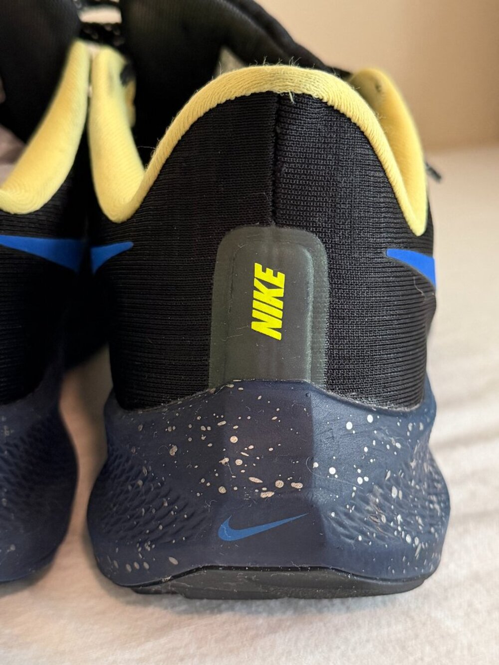 Nike Air Zoom Pegasus 39 Men's Size 11.5 Black Hyper Royal Speckled Sneakers - Picture 11 of 15